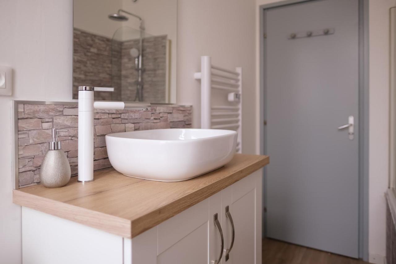Appartement - Parking Prive Gratuit, Proche Centre-Ville Et Gare De Saint-Omer سانت-أومير المظهر الخارجي الصورة