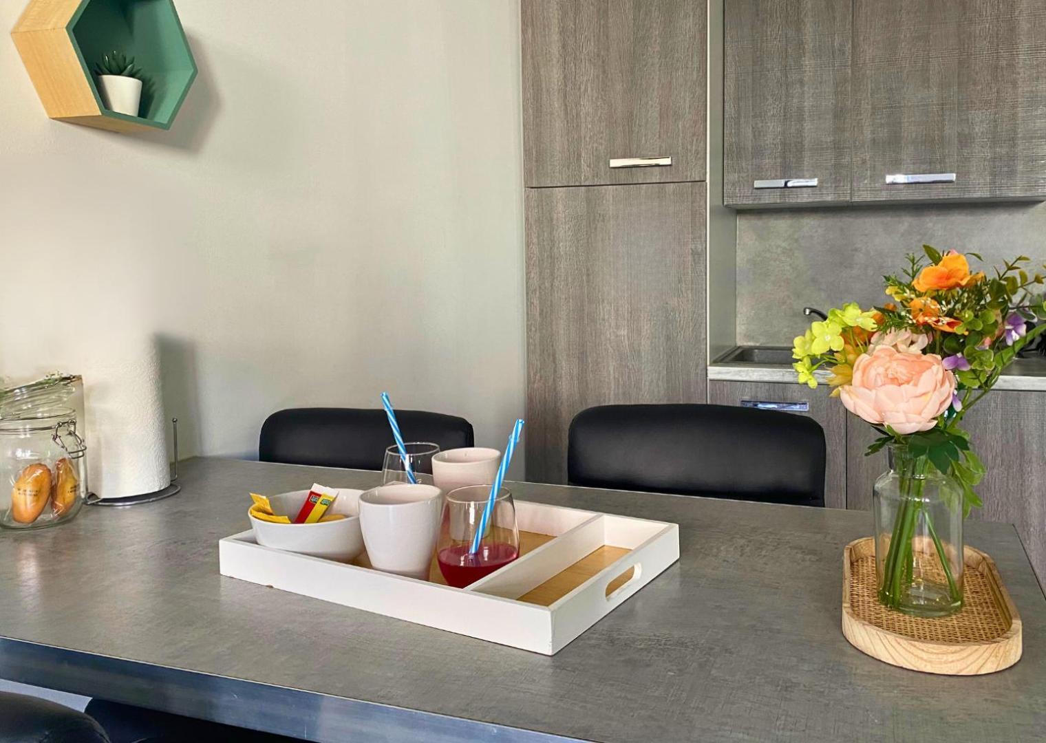 Appartement - Parking Prive Gratuit, Proche Centre-Ville Et Gare De Saint-Omer سانت-أومير المظهر الخارجي الصورة