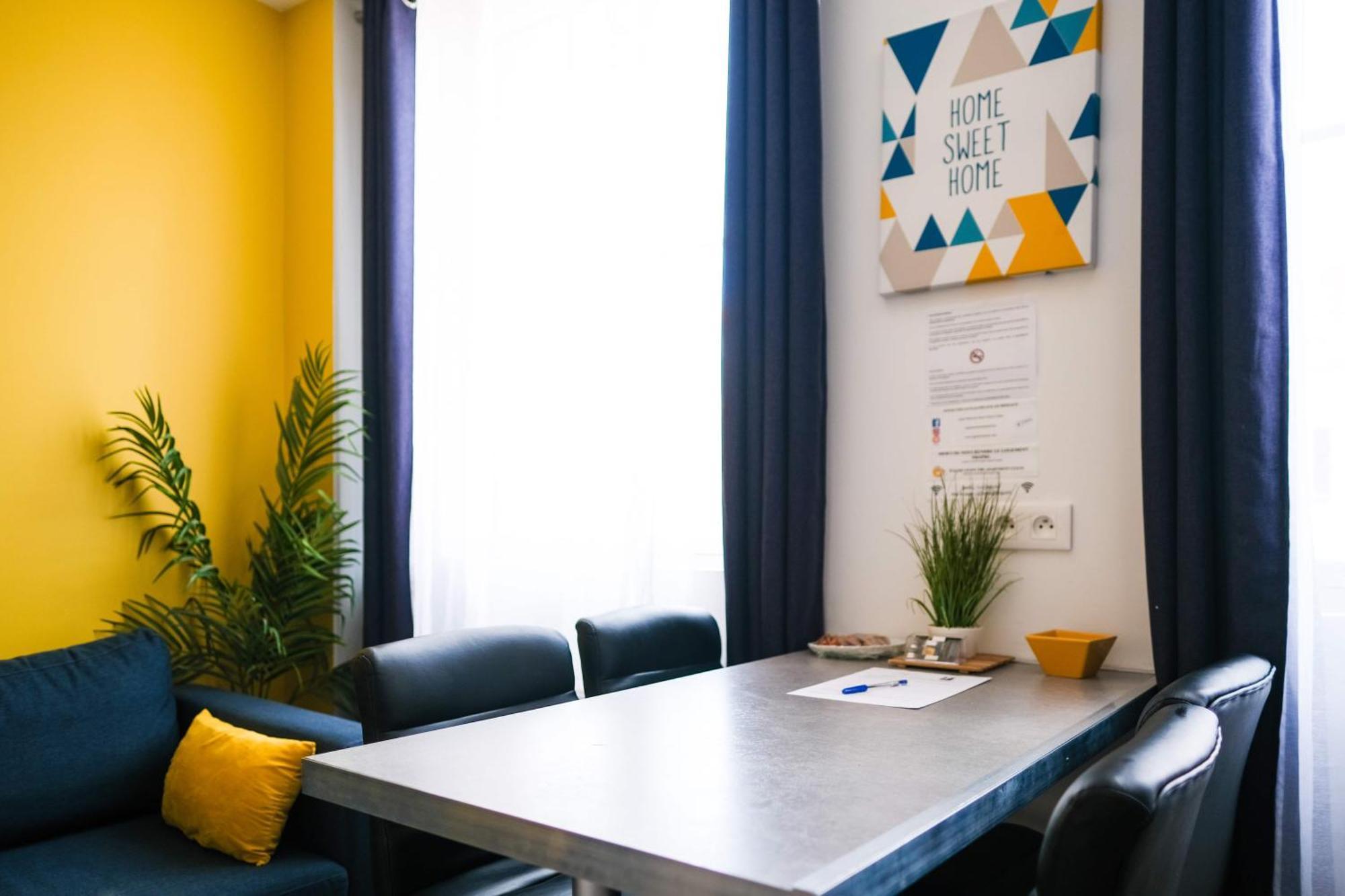 Appartement - Parking Prive Gratuit, Proche Centre-Ville Et Gare De Saint-Omer سانت-أومير المظهر الخارجي الصورة